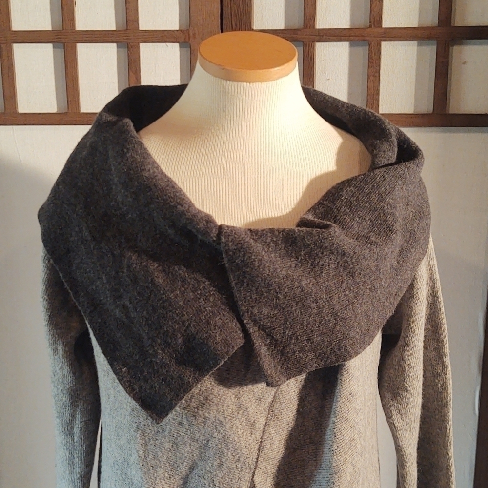 Chiarmante Wool Blend Gray Asymmetrical Cardigan Sz M - Picture 2 of 11